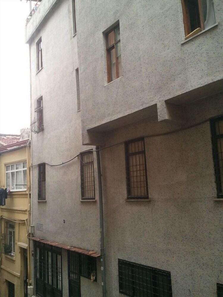 Nelly Guesthouse 이스탄불 외부 사진